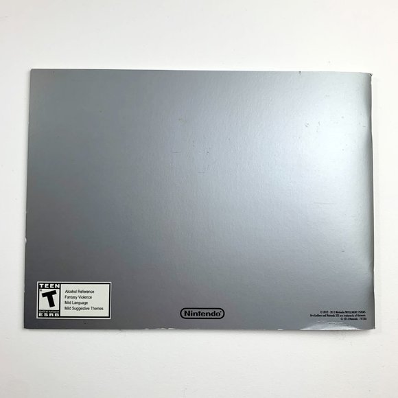 2013 Fire Emblem Awakening Special Edition Art Booklet - Picture 2 of 4